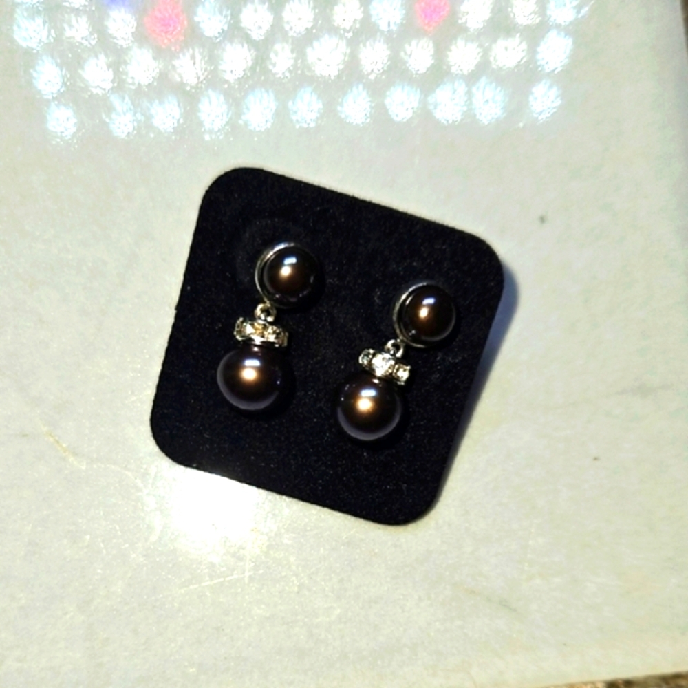 Danbury Mint Black Pearl Stud Earrings With Diamond Accents NWOT